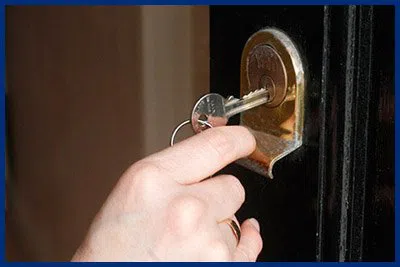 Oakmont Locksmith Store Oakmont, PA 412-533-9246 - 7-door-unlock